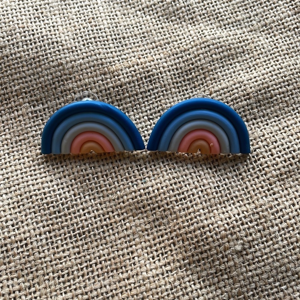 Clay Rainbow Blue tone Earrings In style New - Picture 5 of 9
